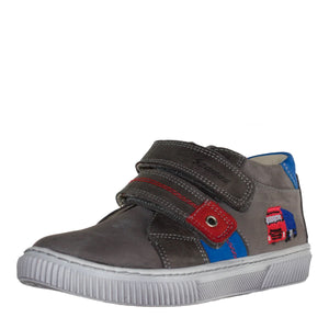 Szamos Kid Boy Sneakers Grey With Truck Decor - Made In Europe - shoekid.ca
