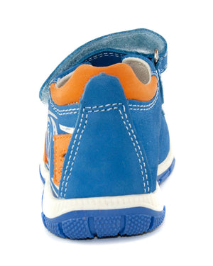 Premium quality sandals with genuine leather lining and upper in blue with race car pattern and double strap. Thanks to its high level of specialization, D.D. Step knows exactly what your child’s feet need, to develop properly in the various phases of growth. The exceptional comfort these shoes provide assure the well-being and happiness of your child.
