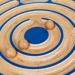 Mindful Moves: TippyToe Eco-Friendly Wooden Labyrinth Balance Board - A Creative Journey of Coordination &amp; Puzzle-Solving for Ages 4-14 - shoekid.ca